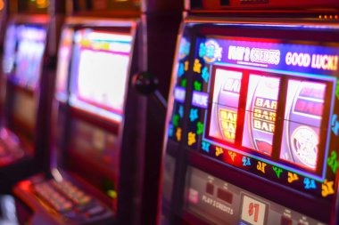 Hip Hop Panda bonus feature trigger with free spins animation